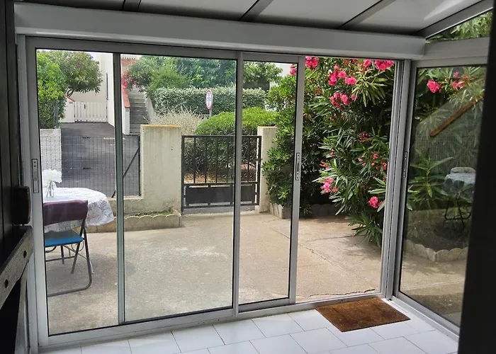 Le Cardinale Terrasse Clim 4 Personnes Apartmán *